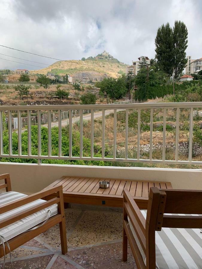 Beit Mirna Guesthouse - Ehden Exterior foto